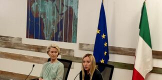 Migranti, Meloni “L’Europa deve lavorare insieme o sarà travolta”