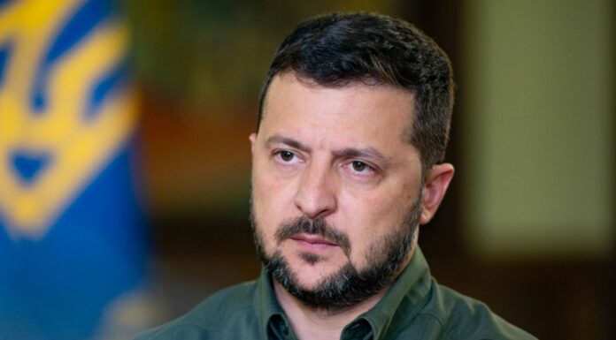 Ucraina, Zelensky “La Russia non ha il diritto di avere armi nucleari”
