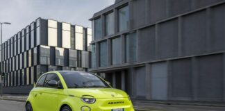 L’Abarth 500e vince il prestigioso Autonis Design Award