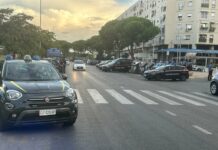 Roma, blitz a Tor Bella Monaca. Due arresti, trovate 300 dosi droga