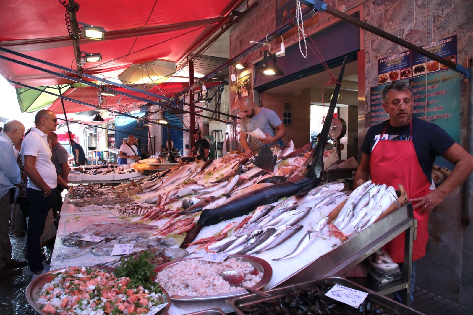 “Sicilia Stupisci”, un viaggio tra storie di mare, reti e sapori antichi “Sicilia Stupisci”, un viaggio tra storie di mare, reti e sapori antichi