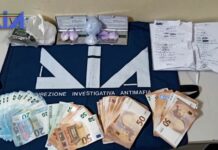 Ricettazione di oro e gioielli, arrestate 8 persone