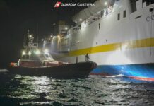 Incendio sul traghetto da Lampedusa a Porto Empedocle, salvi tutti i passeggeri