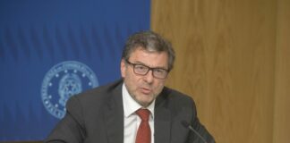 Giorgetti “Situazione delicata, servono scelte difficili”