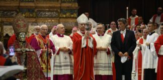 Al Duomo di Napoli si ripete il miracolo del sangue di San Gennaro