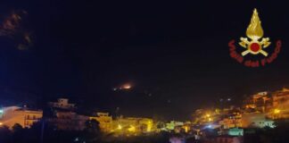 Incendi, con l’ondata di calore tornano i roghi in Sicilia