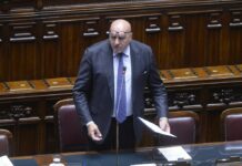 Crosetto “si bloccano migranti da una parte, si agevolano dall’altra”