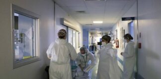 In aumento i casi di Covid, tasso di positività +0,9%