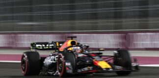 Pole Verstappen in Qatar, Leclerc quinto in griglia