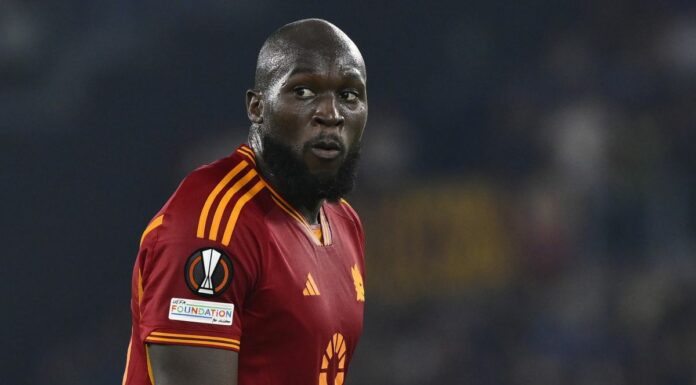 Cagliari-Roma 1-4: doppietta di Lukaku, infortunio per Dybala