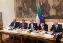 Piantedosi a Reggio Calabria firma protocollo sul “Museo del Mare”