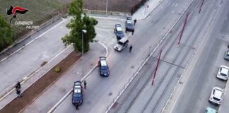 Spaccio di droga davanti le scuole, 15 arresti a Palermo