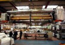 Cresce lievemente in agosto la produzione industriale