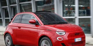 Nuovo servizio di ricarica rapida mobile on demand per Fiat 500