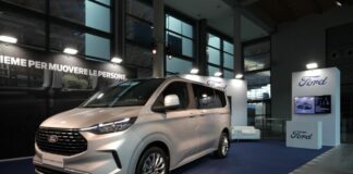 Ford svela il nuovo Tourneo Custom al TTG Travel Experience di Rimini