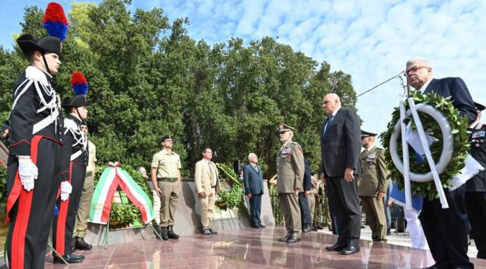 Eccidio di Cefalonia, omaggio di Crosetto ai militari italiani uccisi