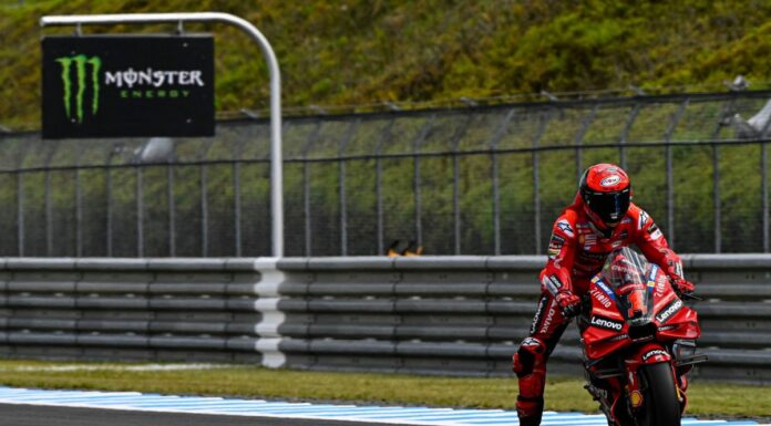 Bagnaia vince in Indonesia e torna leader del Mondiale
