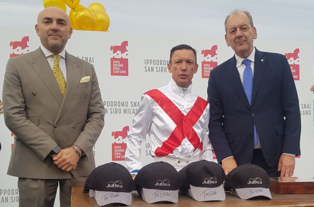 Frankie Dettori’s career was celebrated at the Snai San Siro Hippodrome by Italpress News Agency