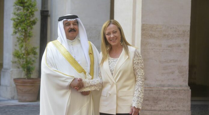 Medio Oriente, Meloni incontra Re Bahrein “Evitare allargamento crisi”