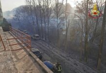 Notte di fuoco in Sicilia, abitazioni sgomberate nel Palermitano e nel Messinese