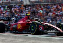 Hamilton e Leclerc squalificati, Sainz sul podio di Austin