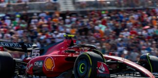 Hamilton e Leclerc squalificati, Sainz sul podio di Austin