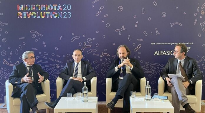 Il microbiota come strumento terapeutico, esperti a confronto a Bologna