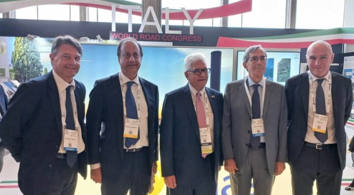 A congresso Piarc sistema monitoraggio ponti e strade sostenibili