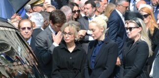 Berlusconi, Fascina “Non ho superato lutto ma tornerò in Parlamento”