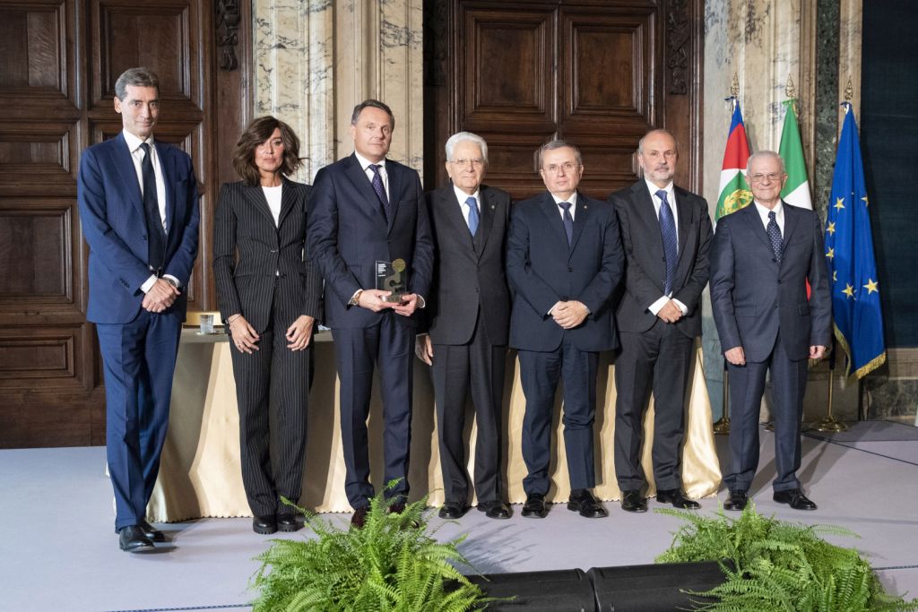 Palermo, ricerca sul cancro. Mattarella premia Roberto Tobia