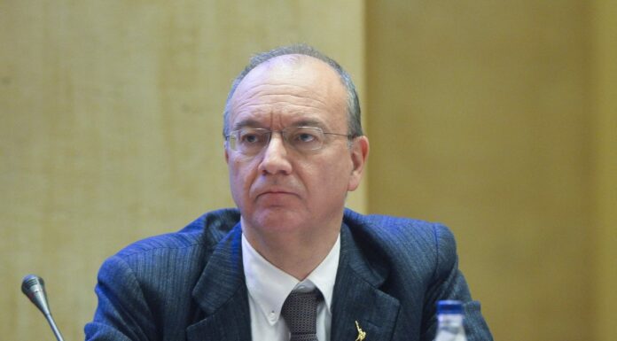 Valditara “Ritorna l’antisemitismo, scuola deve fornire gli antidoti”