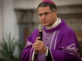 L’Arcivescovo di Palermo nell’omelia per il Venerdì Santo: “A noi cristiani è chiesto di essere artigiani di pace”