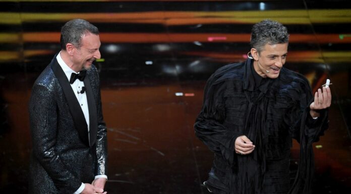 Sanremo, Fiorello “Sarò sul palco della finale per portare via Amadeus”