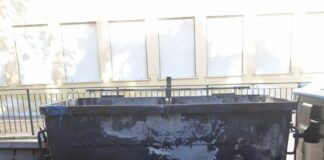 Vandalizzato cassonetto nuovo a Palermo, Todaro “E’ sconfortante”