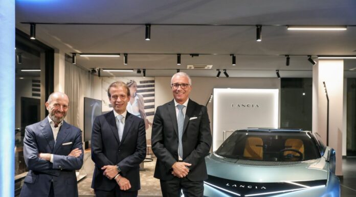 Lancia Pu+Ra HPE inaugura le nuove concessionarie italiane