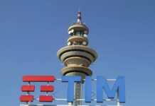 Tim, dal Cda via libera alla vendita di Netco al fondo Kkr