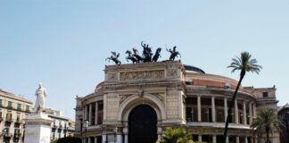 Sicilia, regolamento per erogazione finanziamenti a teatri pubblici