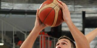 Denver e Philadelphia non si fermano, brilla Gallinari