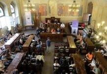 Arezzo, premio internazionale Semplicemente Donna approda nelle scuole