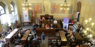 Arezzo, premio internazionale Semplicemente Donna approda nelle scuole