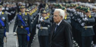 Mattarella “Italiani riconoscenti a chi impegnato in zone di crisi”