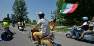 Si terranno a Pontedera i Vespa World Days 2024