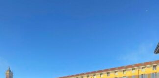 Monza, bloccato uomo che voleva bruciare l’ingresso della Procura