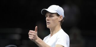 Sinner in semifinale alle Atp Finals, battuto anche Rune