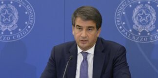 Rating, Fitto “Giudizio Moody’s conferma credibilità Governo Meloni”