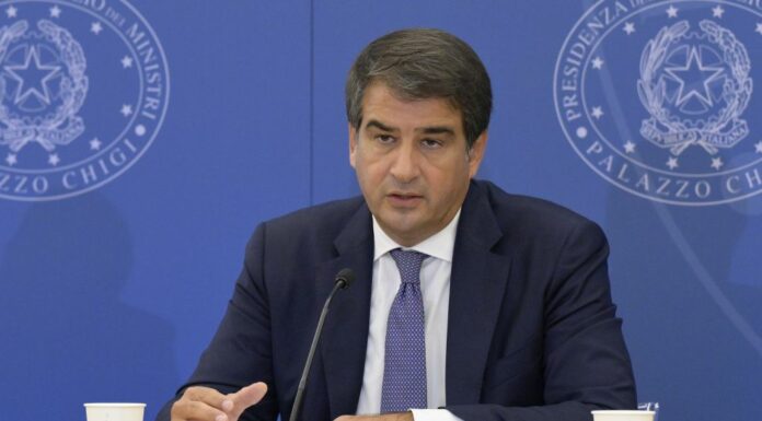Rating, Fitto “Giudizio Moody’s conferma credibilità Governo Meloni”