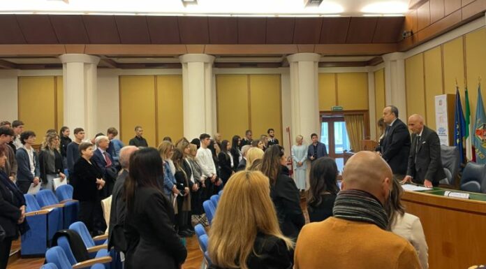 Consiglio regionale del Lazio osserva minuto silenzio nel ricordo di Giulia Cecchettin