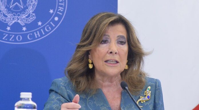 Casellati “Contro la violenza sulla donne le leggi non bastano”