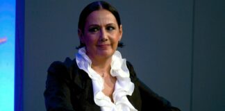 Morta l’attrice e ex modella Anna Kanakis, aveva 61 anni