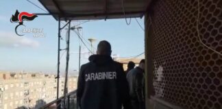 Camorra, blitz nella piazza di spaccio di Brusciano. 35 in carcere